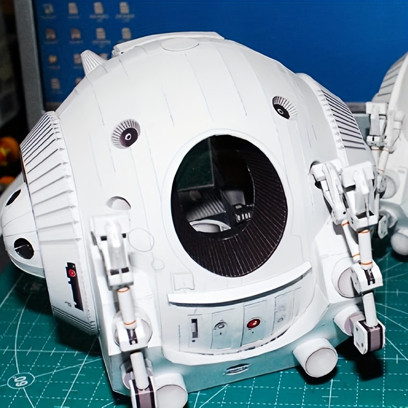 DIY Space Odyssey, Single-Person Space Capsule Model